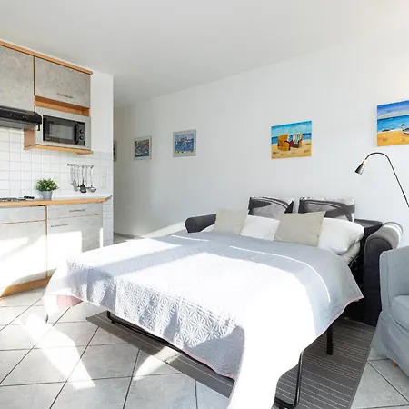 Daire Dampfer 1 Westwind Laboe